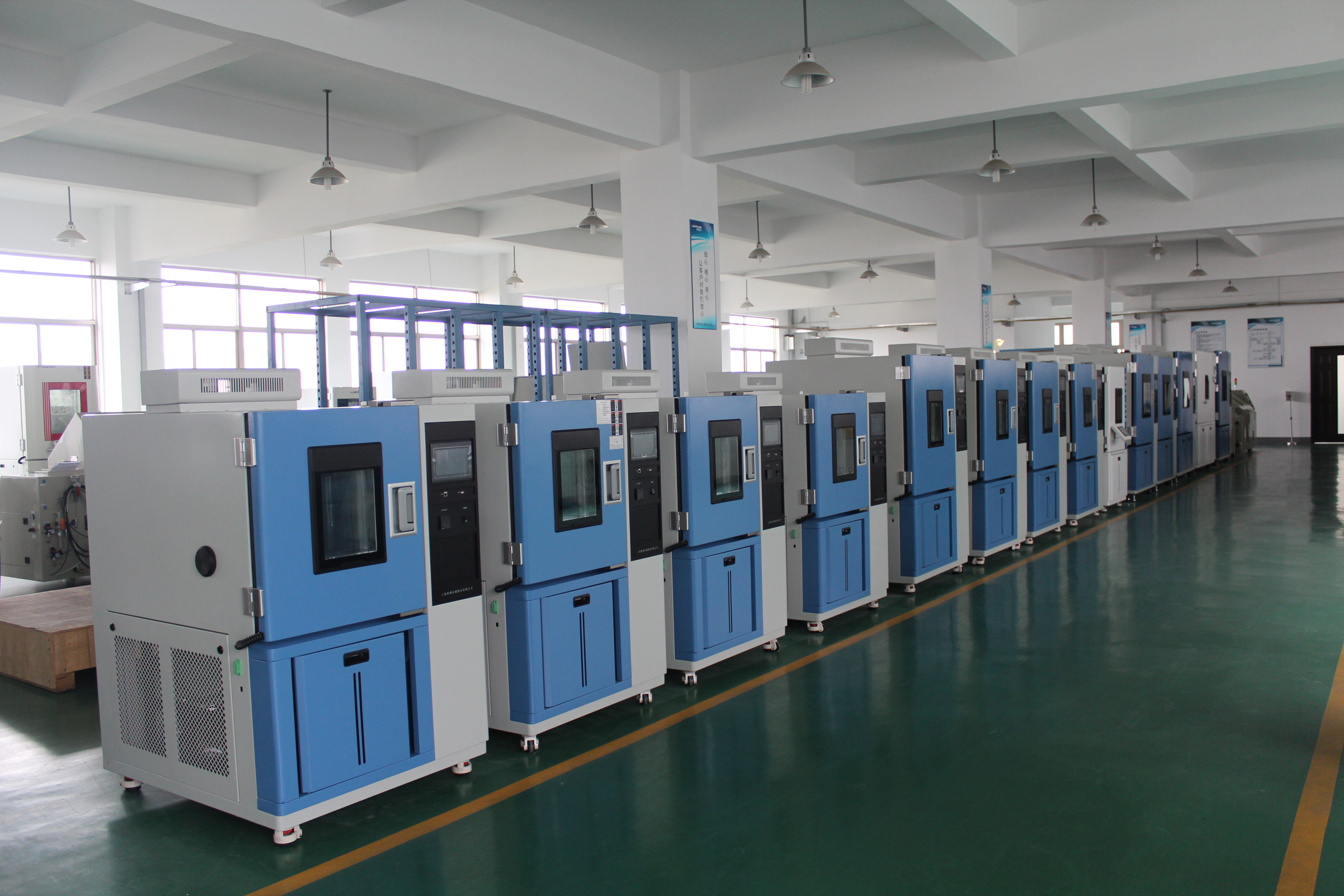 聊聊高低溫試驗(yàn)箱助力新能源產(chǎn)品的可靠性測試